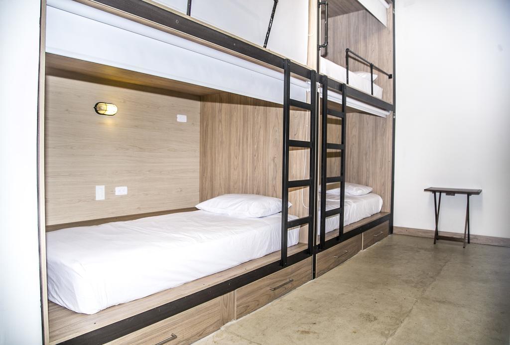 Bourbon St Hostal Boutique Картахена Экстерьер фото