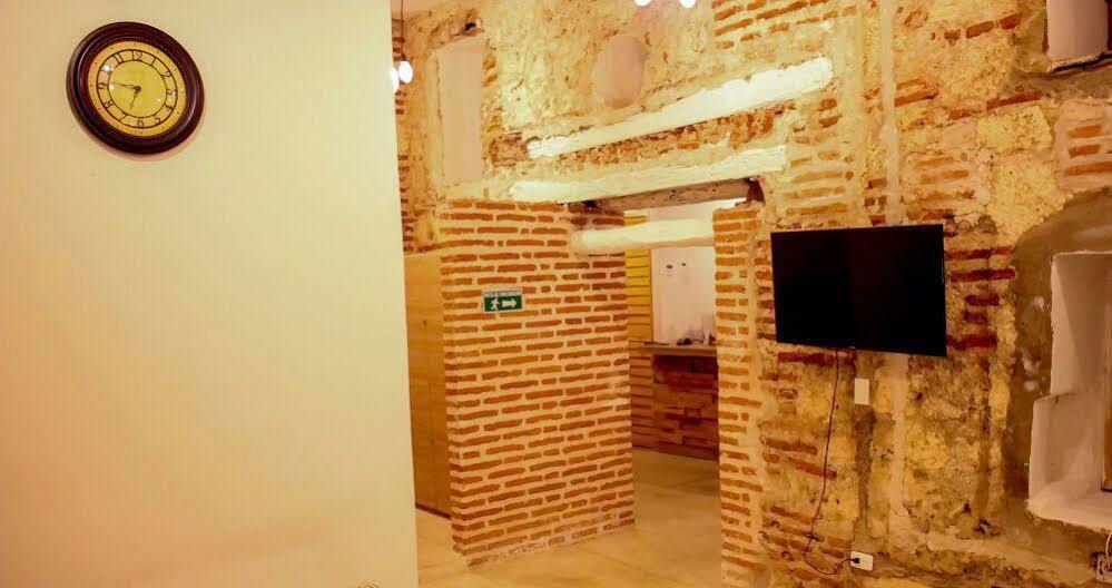 Bourbon St Hostal Boutique Картахена Экстерьер фото