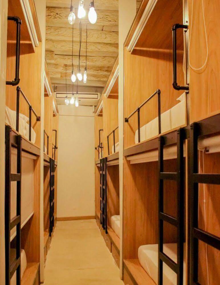 Bourbon St Hostal Boutique Картахена Экстерьер фото